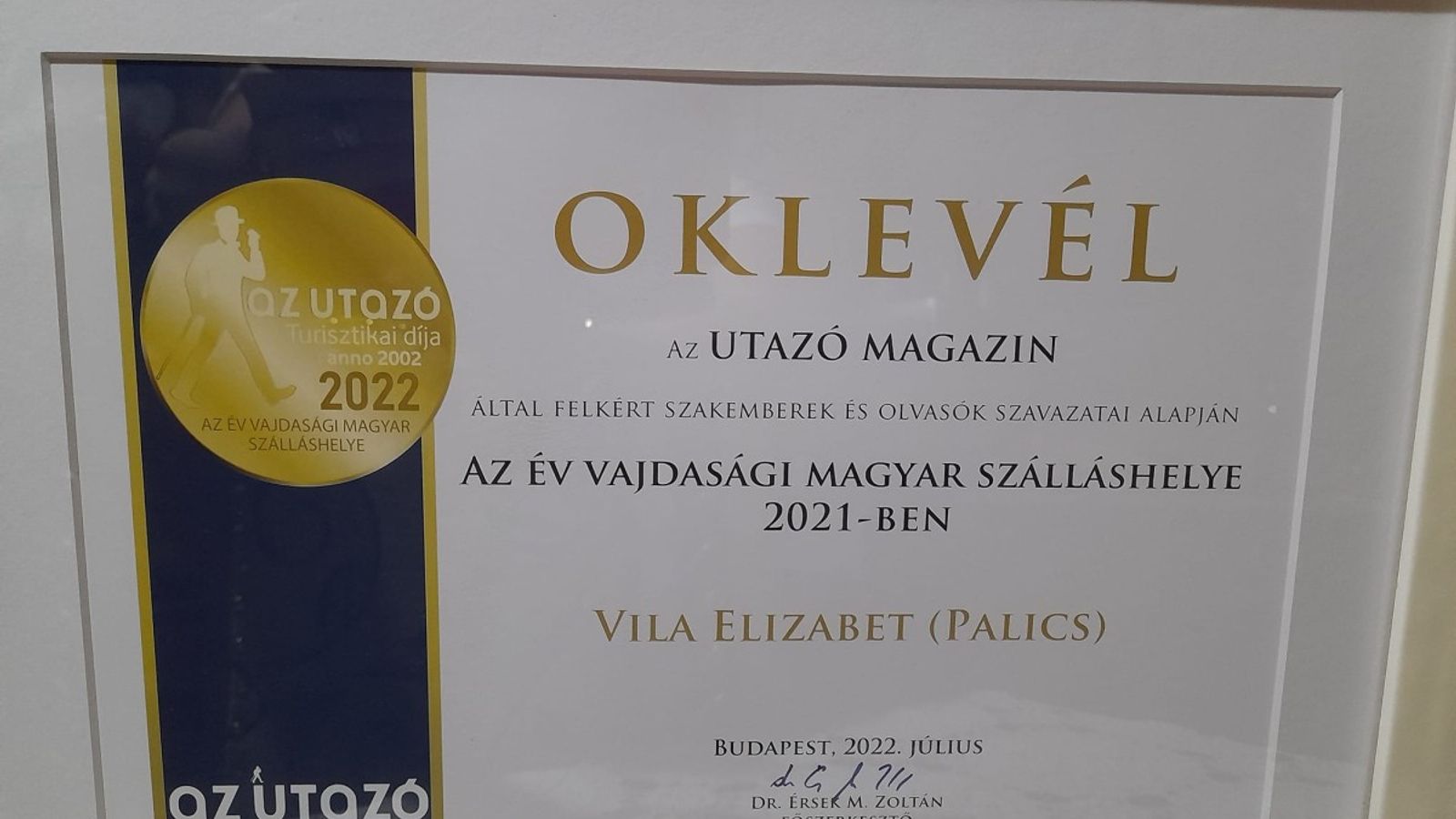 Gyöngyszem festői környezetben