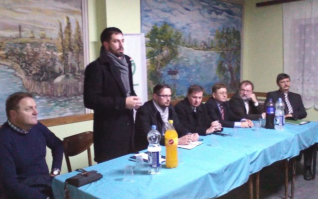 Bácsföldváron fejezte be vajdasági körútját Magyar Levente