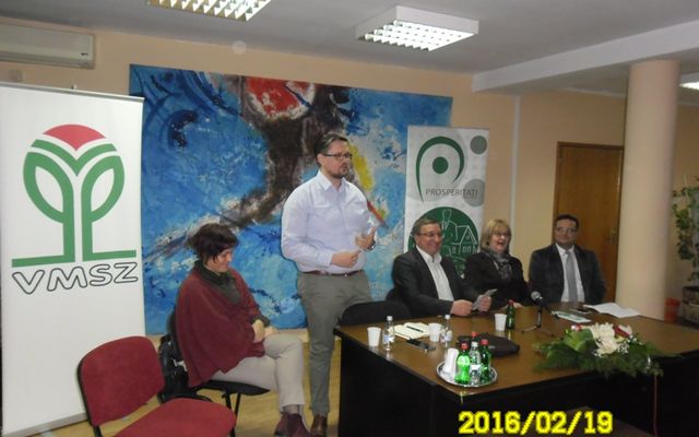 A Prosperitati Alapítvány pályázatainak ismertetése,Újvidék (képek)